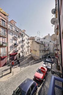 Casa a Mouraria, Lisbona. Ristrutturazione di José Andrade Rocha