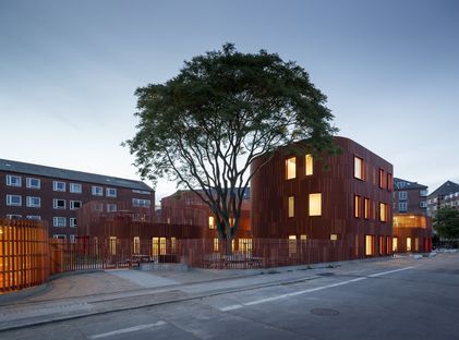 Forfatterhuset Kindergarten dello studio danese COBE