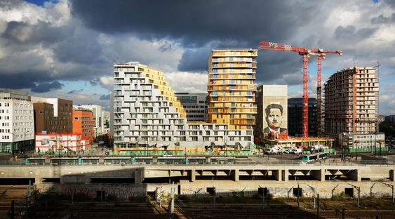 HOME, complesso residenziale verticale a Parigi