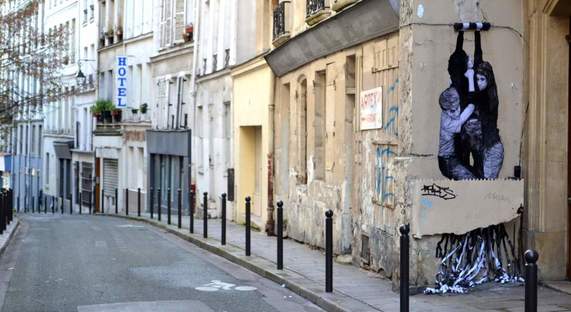 Spazio pubblico e Street Art. Levalet a Parigi.