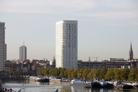 Park Tower di Studio Farris ad Anversa