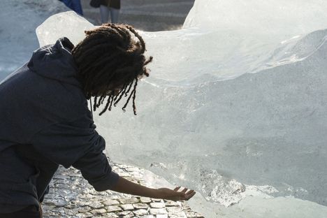IceWatchParis di Olafur Eliasson per Parigi COP21
