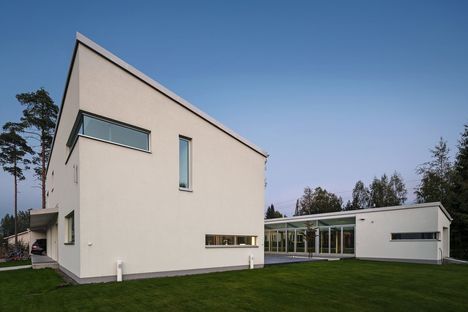 Villa Lumi di Avanto Architects