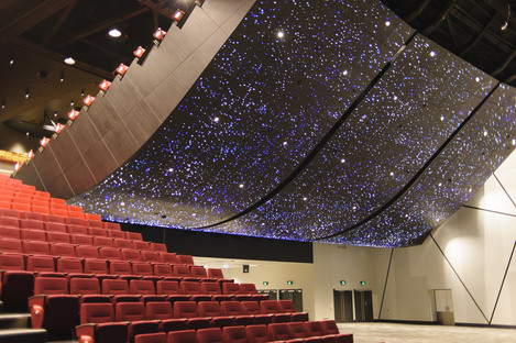 Woods Bagot ha completato l'ampliamento del Adelaide Convention Centre