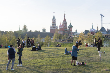 Mosca, grande successo del Zaryadye Park