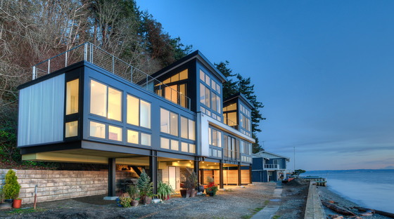 Saratoga Hill House di Designs Northwest Architects