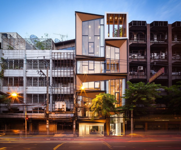 SIRI, ristrutturazione a Bangkok di IDIN Architects