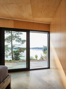 Sky House, una casa sul lago ad energia netta zero