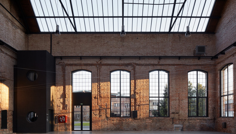 Atelier Hoffman, riqualificazione di un ex-area industriale vicino Praga