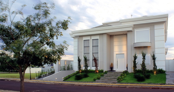 Una residenza brasiliana di Penha Alba