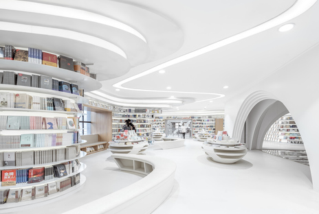 Wutopia Lab realizza una libreria tutta bianca a Xi’an in Cina