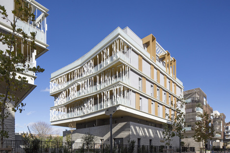 Complesso Luminescence di NBJ Architectes a Montpellier