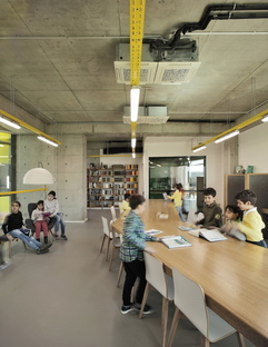 Una scuola a Yerevan, Armenia di Storaket Architectural Studio