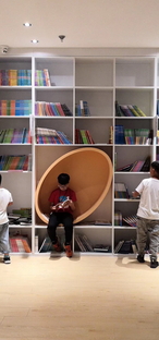 y.ad studio realizza il Yuangping Meijing Bookstore