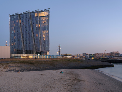 Architettura sul mare, l’Inntel Hotels Den Haag Marina Beach di KCAP