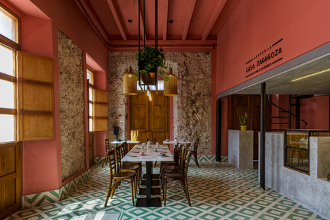Caffè e storia locale, Casa Zaragoza di Arquetipo