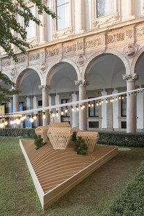 Peter Pichler Architecture, Vertical Chalets installazione a Milano