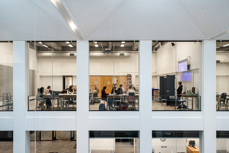 Hacker Architects ristruttura la Fariborz Maseeh Hall alla Portland State University