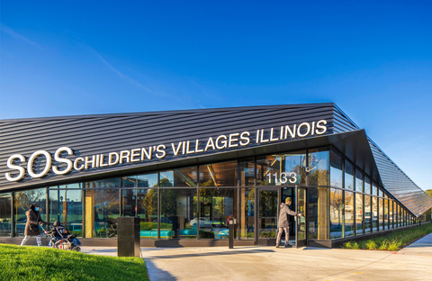 JGMA e il Roosevelt Square Community Center di SOS Children's Villages Illinois