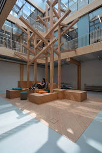 Atelier YokYok firma l’installazione sostenibile Bois Debout
