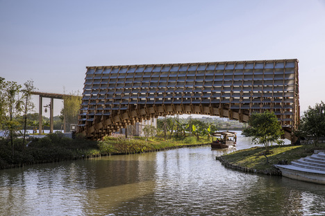 LUO studio, un ponte per la rivitalizzazione rurale di Gulou Waterfront