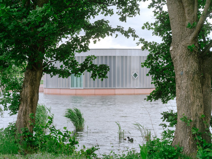 Studio Ossidiana, un padiglione flottante per un museo ad Almere