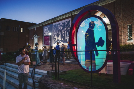 The Urban Conga crea uno spazio comunitario programmabile per l'Art Museum Ackland