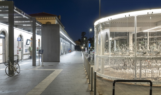 Studio Capitanio Architetti firma la velostazione luminosa a Bergamo