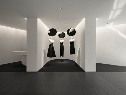 Specchi e fluidità, MDO e il remake di un concept store a Shanghai