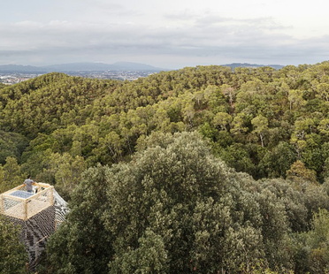 IAAC realizza FLORA, un osservatorio nella foresta di Barcellona 