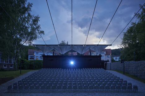 Mimosa Architects ha trasformato il cinema all'aperto di Prachatice