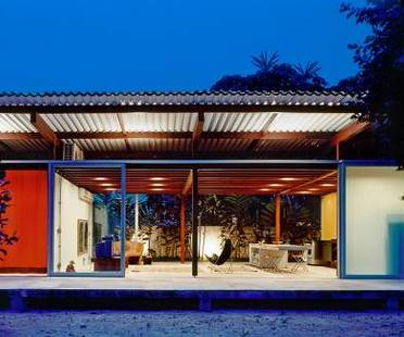 Residenza a Barra do Sahy, SP, Brasile. Nitsche Arquitetos