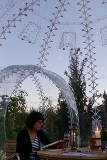 The Invisible Garden House. Serra bioclimatica di SHJWORKS.