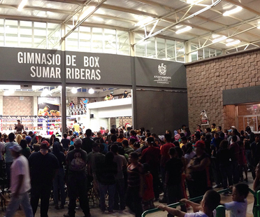 Architettura e sport. Una palestra per la boxe a Chihuahua, Messico.