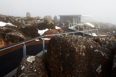 Costruire nella natura: Mt Wellington Pinnacle Amenities