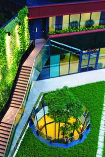 Four Acres Singapore: Corporate University con BCA Green Mark Platinum