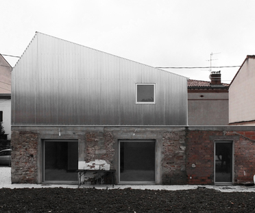 Rinnovamento e contrasto. House M03 dello studio BAST, Toulouse.