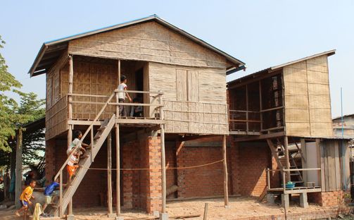 Case sostenibili in Cambogia. Building Trust International.