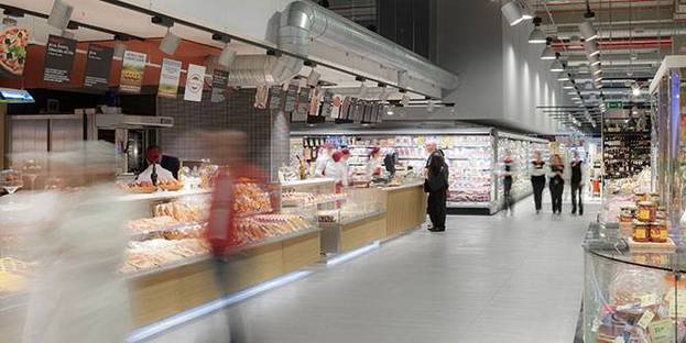 Rivestimenti per un nuovo supermercato. UNICOOP Firenze di Paolo Lucchetta.