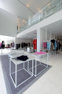 Shop Design Graniti Fiandre - Emporium Milano