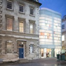 A Londra il Maggie’s Centre Barts di Steven Holl è in cemento vetro e bambù