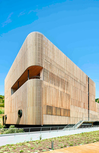 Centro biomedico ad alta efficienza energetica a Badalona