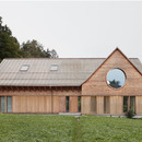 Casa in cemento e legno di Innauer Matt Architekten