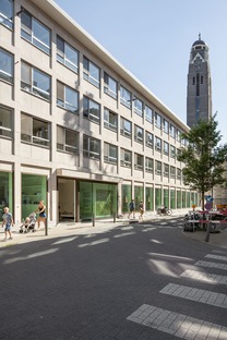 Scuola d’arte in cemento ad Anversa dell’Atelier Kempe Thill